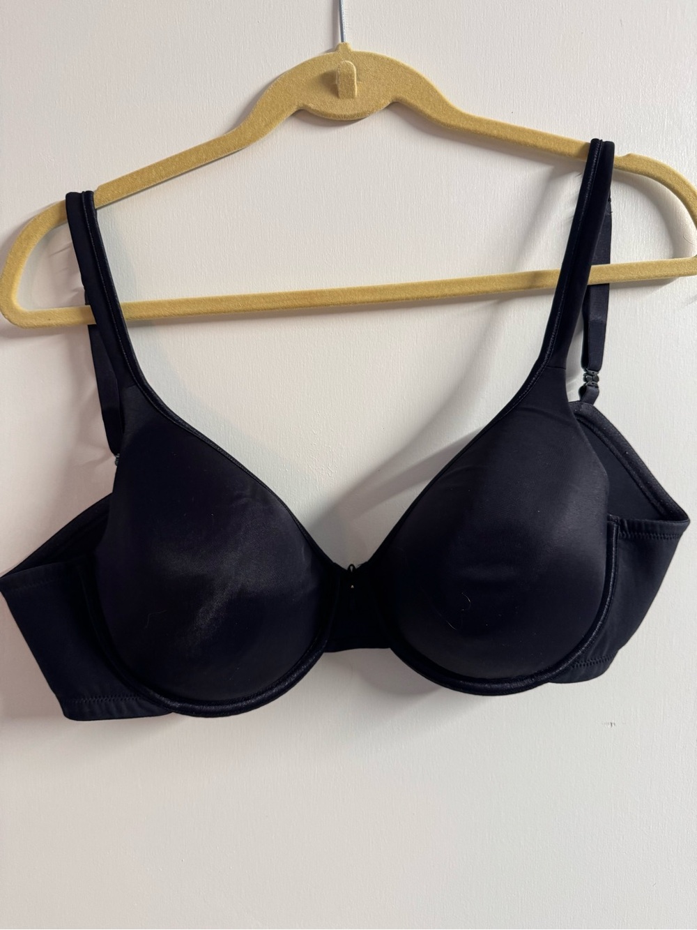 Vanity Fair Black T-Shirt Bra - Smooth Contour